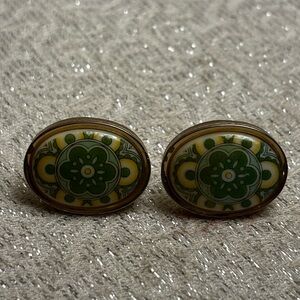 Vintage Gold Tone Floral Green & Yellow Flower Cufflinks